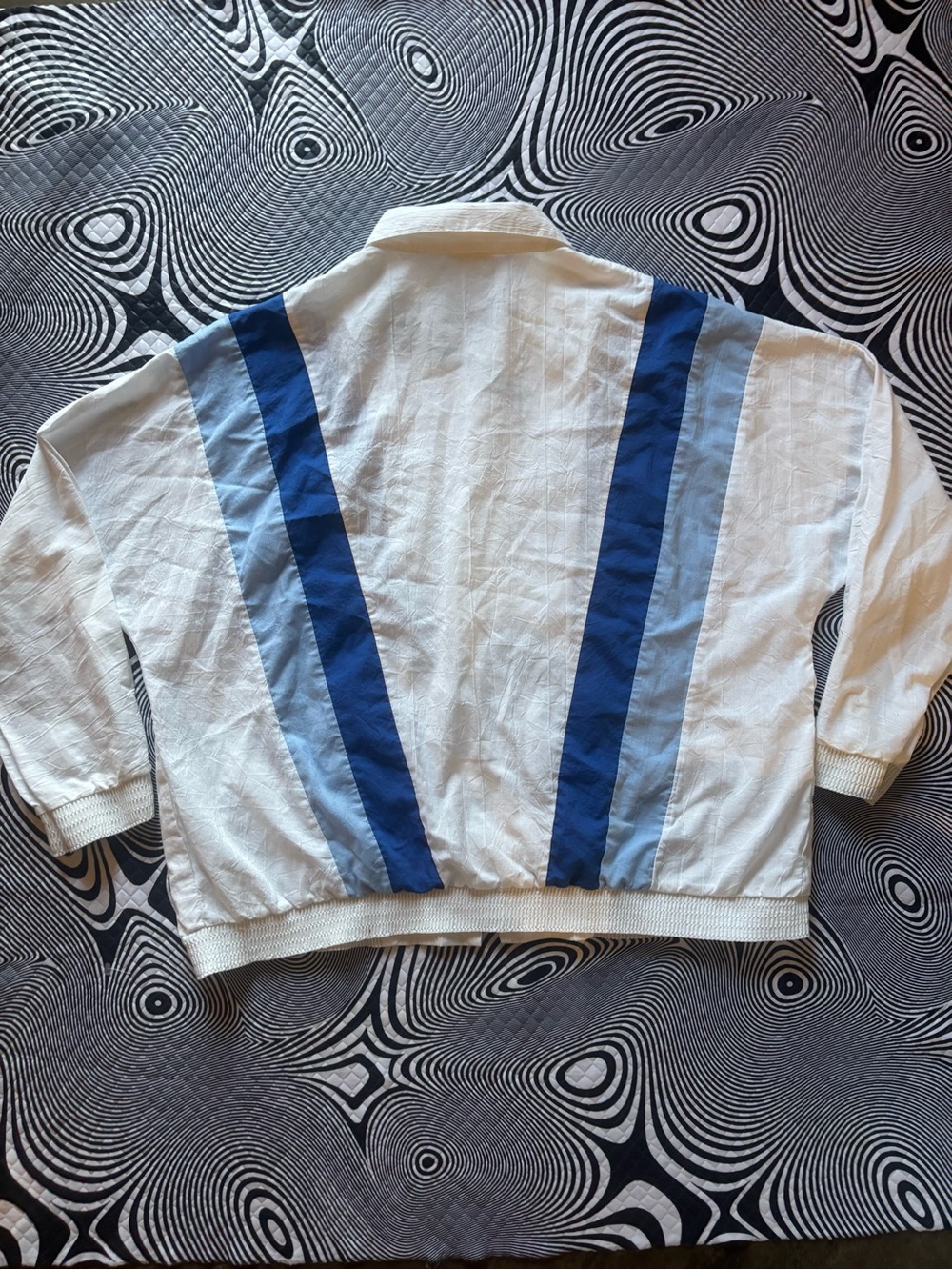 Vintage Bay Harbor White Zip-Front Jacket with Blue Chevron Stripes - Picture 2 of 4